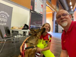 Rettermesse Wels Stand - Rettungshund